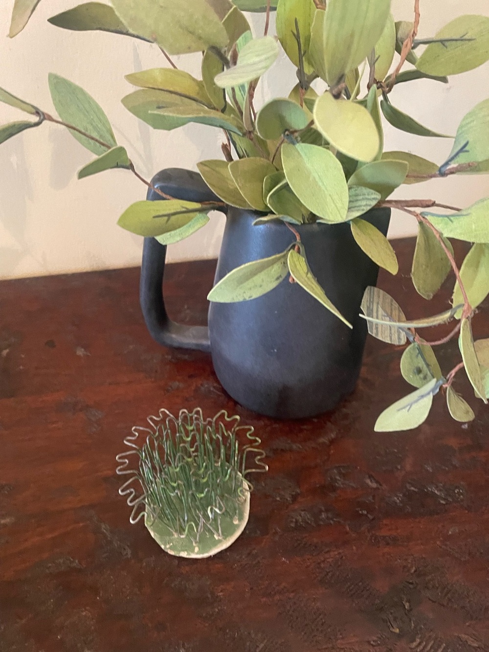 VTG metal cage-style flower frogs ~ Set of 2 - Picture 6 of 6